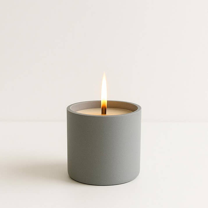 El Yapımı Kokulu Beton Mum – Lavanta, Vanilya, Çikolata Kokuları