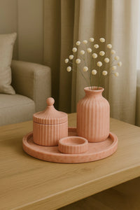 Seramik Görünümlü Dekor Seti – Vazo, Mum ve Tabağıyla- 3'lü Set